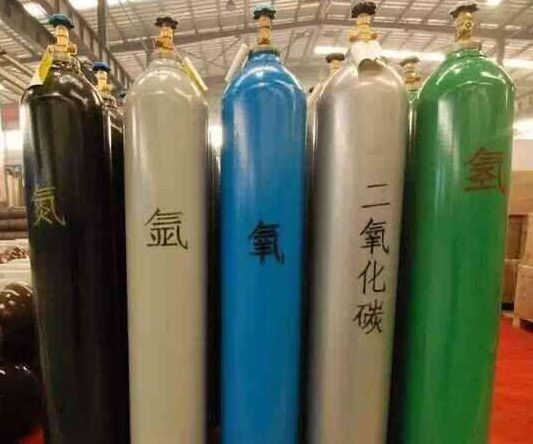 太原工業(yè)氣體氧氣，乙炔，氬氣，氮氣的制取與用法